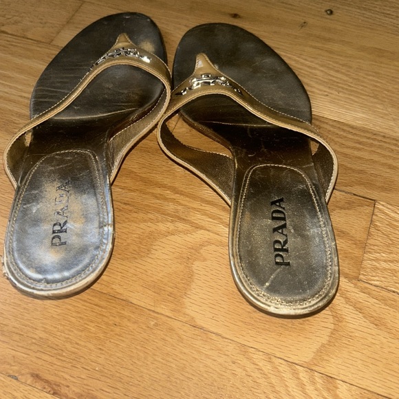 Prada gold w/silver hardware slides/sandals w/ kitten heel. - Picture 4 of 9